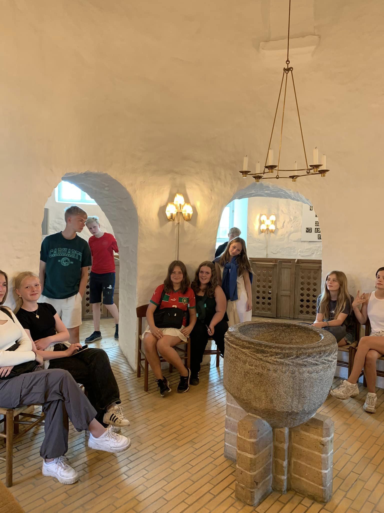 Bornholm-Ausflug Rundkirche.jpg